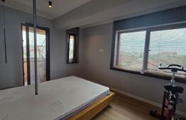 Apartament de vanzare, 3 camere, decomandat, 89 mp, zona Ramada