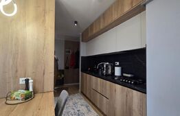 Apartament de vanzare, 3 camere, decomandat, 89 mp, zona Ramada