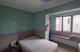 Apartament de vanzare, 3 camere, decomandat, 89 mp, zona Ramada