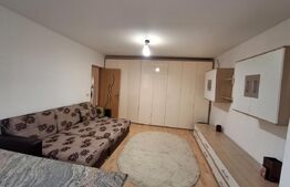 Apartament de vanzare, cu 3 camere, 62 mp, zona Calea Bucuresti 