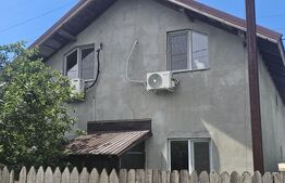 Casa de vanzare, cu 4 camere, 120 mp, zona Carpenului
