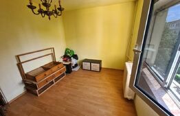Apartament de vanzare, cu 2 camere, semidecomandat , 52 mp, zona Craiovita Noua