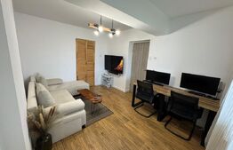 Apartament de vanzare, cu 2 camere decomandat, 53 mp, zona Ramada. 