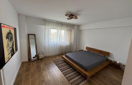 Apartament de vanzare, cu 2 camere decomandat, 53 mp, zona Ramada. 