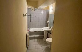 Apartament de vanzare, cu 3 camere, 70 mp, zona Garii