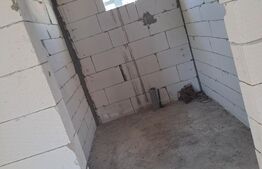 Casa  90mp , teren 391 mp zona Cosoveni 