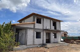 Casa, 4 camere , 130 mpu ,teren 500 mp , în spate la METRO