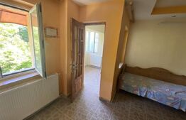 Apartament de 77mp , 3 camere decomandat et.2/4  langa Biserica mica ,Filiasi