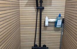 Apartament de vanzare, cu 4 camere, 75 mp, zona Rovine 