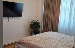 Apartament de vanzare, cu 4 camere, 75 mp, zona Rovine 