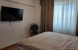 Apartament de vanzare, cu 4 camere, 75 mp, zona Rovine 