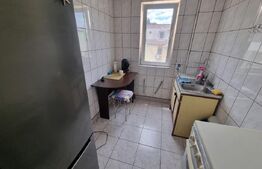 Apartament de vanzare, cu 2 camere semidecomandat, 38 mp, zona Craiovita noua 
