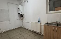 Cladire comerciala, 360 mp, 335 mp teren, zona centrala