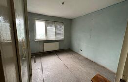 Apartament de vanzare, cu 3 camere, 65 mp, zona Craiovita Noua