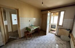 Apartament de vanzare, cu 3 camere, 65 mp, zona Craiovita Noua