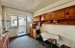 Apartament decomandat, 3 camere, 79mp, zona Piața Mare
