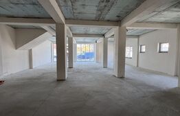 Spațiu comercial parter bloc nou, 136 mp open space, vitrină, terasă, Brestei