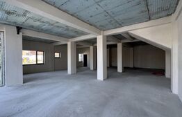 Spațiu comercial parter bloc nou, 136 mp open space, vitrină, terasă, Brestei