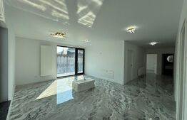 Casa 10 camere, pretabila spatiu comercial, zona Amaradia 