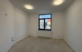 Casa 10 camere, pretabila spatiu comercial, zona Amaradia 