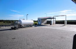 Oportunitate! Sala de evenimente, benzinarie si spalatorie auto, stradala la DE 