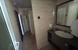 Spatiu comercial pe 2 niveluri, 230 mp, zona semicentrala