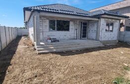 Casa pe parter cu toate utilitatile, 3 camere, 95 mp, in zona Braniste