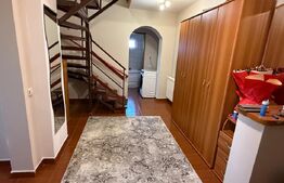 Apartament 4 camere decomandat cu scara interioara, Zona Sarari