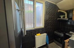 Apartament de 3 camere, decomandat, parter, zona Valea Rosie