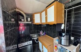 Apartament de 3 camere, decomandat, parter, zona Valea Rosie