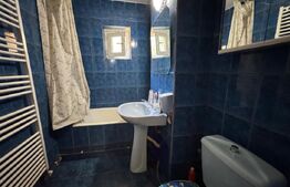 Apartament de 3 camere, decomandat, parter, zona Valea Rosie