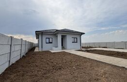 Casa parter, 108 mp utili, la cheie, 600 mp teren, Pielesti