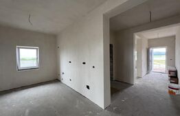 Casa parter, 97 mp utili, la cheie, pompa de caldura, 600 mp teren, Pielesti