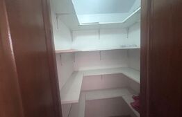 Casa cu 4 dormitoare, 160 mp, 700, mp curte, zona Selgros