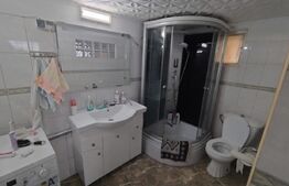 Casa Parter renovata, zona biserica Podari , 2300mp teren