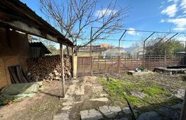 Casa Parter renovata, zona biserica Podari , 2300mp teren