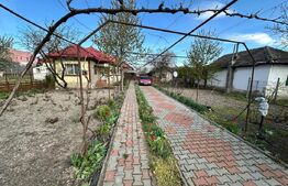 Casa Parter renovata, zona biserica Podari , 2300mp teren