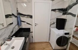 Apartament 3 camere bloc nou, loc de parcare subteran zona centrala 