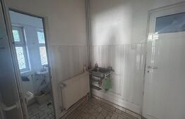 Spatiu comercial 50 mp, vitrina, stradal, zona centrala