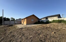 Casa parter, 50 mp, 481 mp teren, Malu Mare zona Scolii