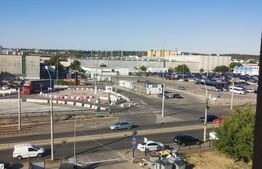 Apartament 2 camere, 3 balcoane, 86mp, loc de parcare inclus!