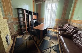 Spațiu rezidențial de 25 mp – ideal birou, Str. Carol I, zona centrală