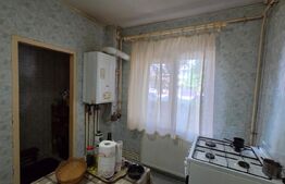 Apartament 4 camere, decomandat, 90 mp, parter, George Enescu