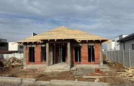 Casa , 105 mp , teren 350mp, zona Damila