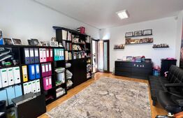 Acasă, în spatele parcului: casă inteligentă cu birou, terase și infrastructură 