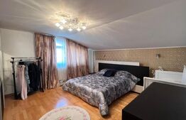 Acasă, în spatele parcului: casă inteligentă cu birou, terase și infrastructură 