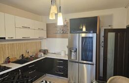 Acasă, în spatele parcului: casă inteligentă cu birou, terase și infrastructură 