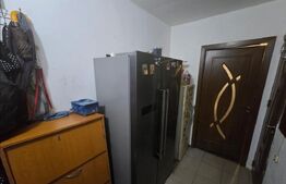 Apartament de vanzare, cu 2 camere, semidecomandat, zona Simplon