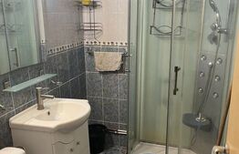 Apartament 3 camere, decomandat de 70 mp Calea Bucuresti Institut