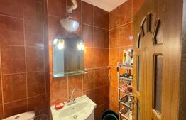 Apartament 44 mp, etaj2, zona Valea Rosie